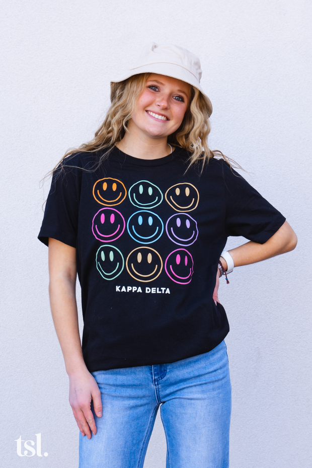 Chi Omega All Smiles Tee